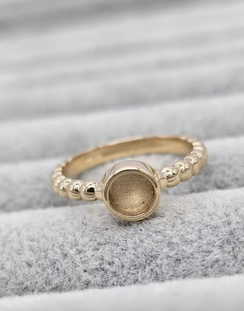 Solid gold 9 k round 5mm bobble ring