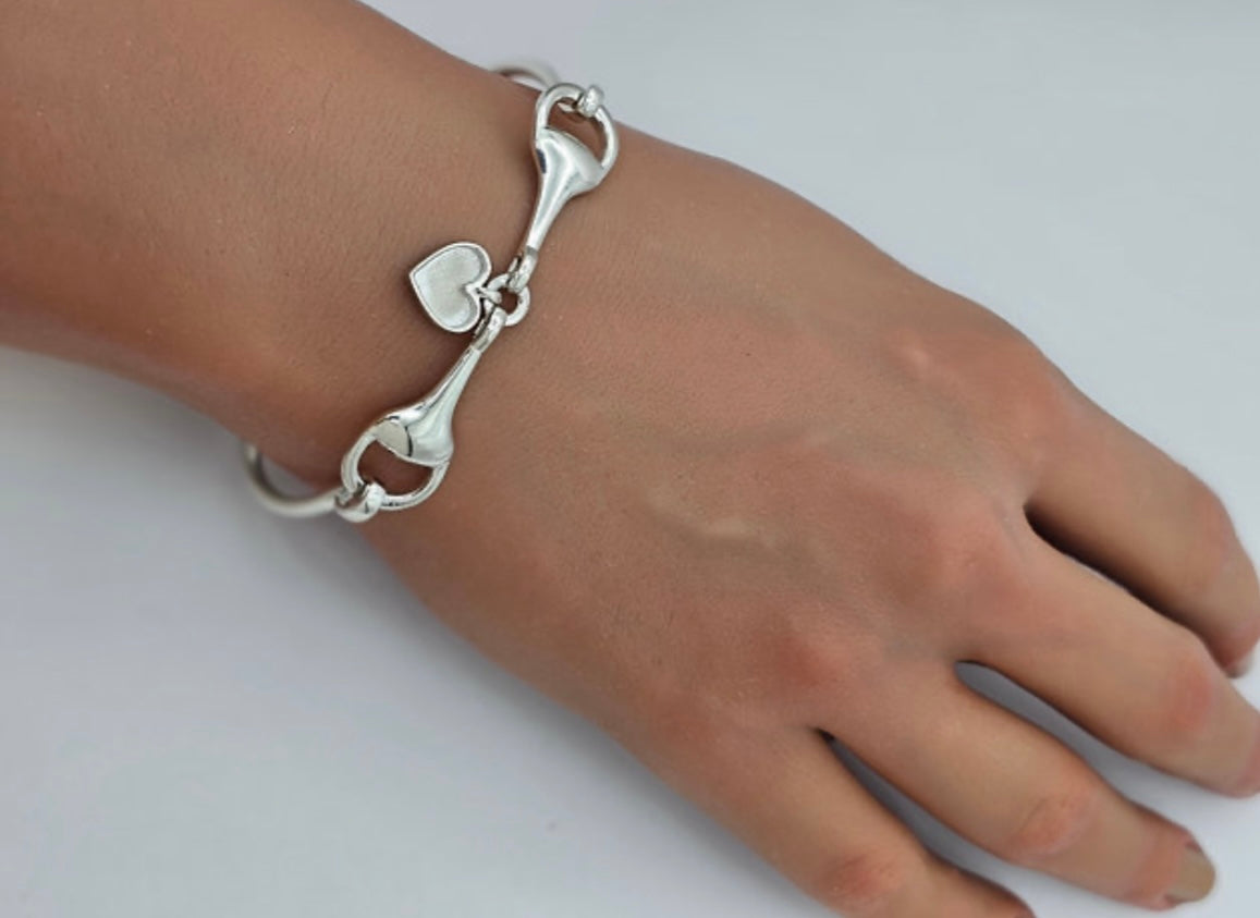Horse snaffle bit dangle heart 925 hook n clasp bangle