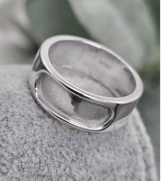 Rounded 8mm wide front face 925 silver band ring