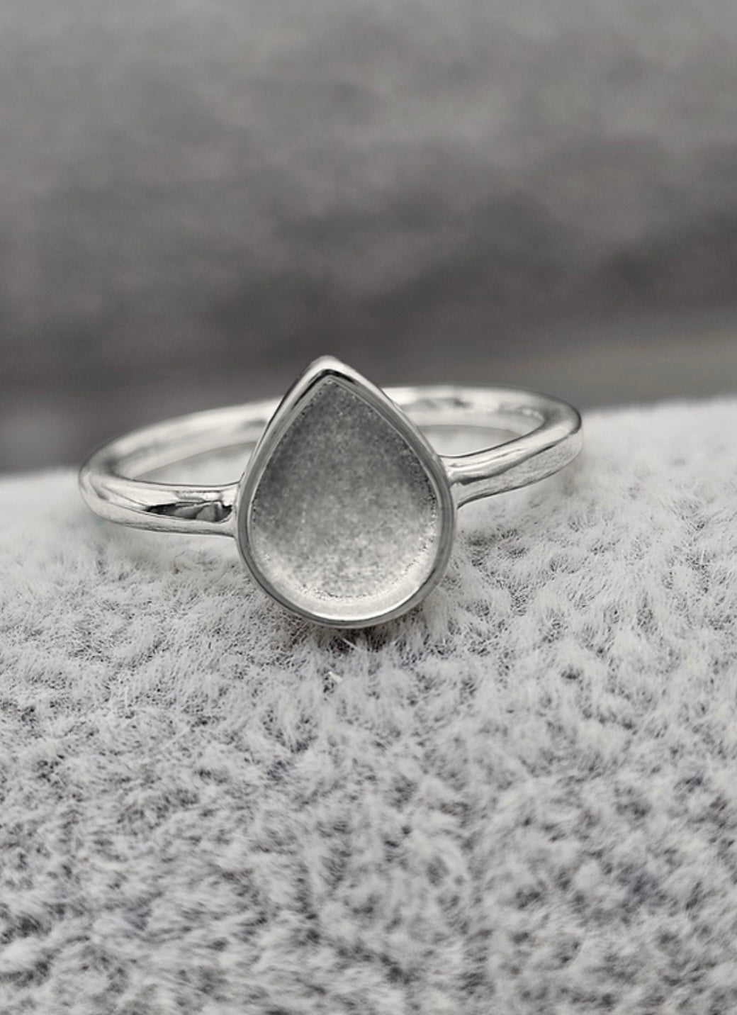 Plain teardrop925 silver ring